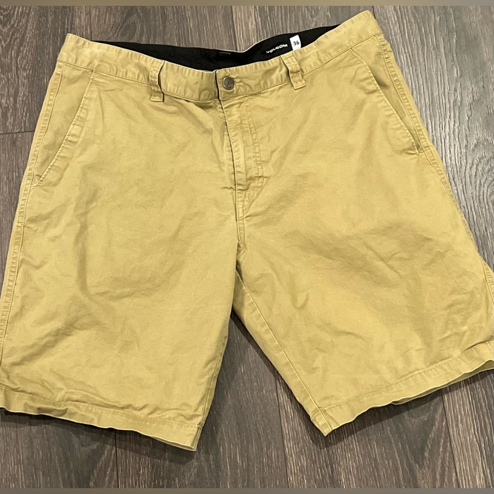 Volcom Cotton Shorts SZ 36